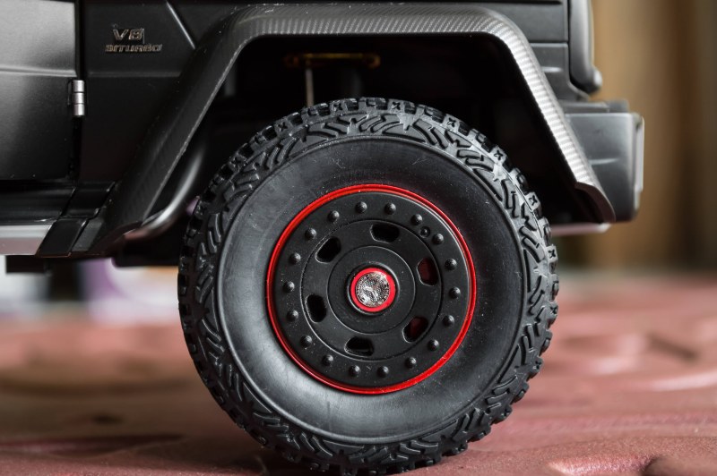مجسم مرسيدس جي كلاس لون اسود مطفي Mercedes g63 6x6 scale model matte black
لا تنسَ أنك شاهدت هذا الإعلان في عنكبوت...
