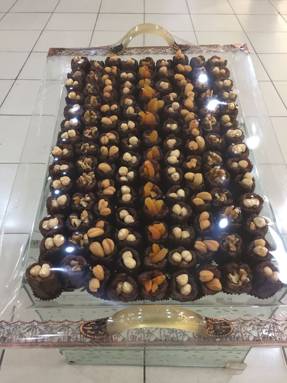 كوب التمر بالمكسرات
لا تنسَ أنك شاهدت هذا الإعلان في عنكبوت
كوب التمر بالمكسرات . كاجو . لوز...