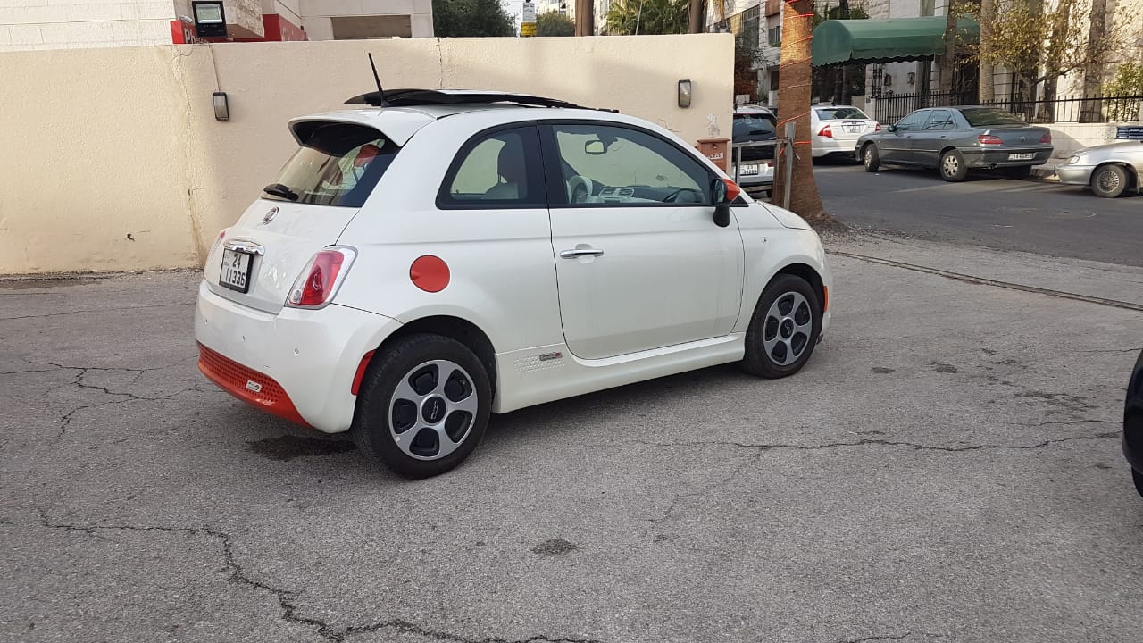 فيات 500e موديل 2013 بانوراما
لا تنسَ أنك شاهدت هذا الإعلان في عنكبوت
فيات 500e موديل 2013 با...