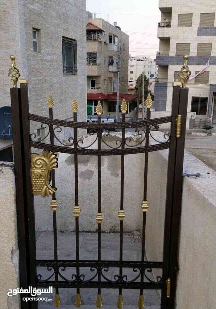 مشغل خالد للحداده كافه اعمال الحداده ابواب دربزينات حمايات معرشات
لا تنسَ أنك شاهدت هذا الإعلان في عنكبوت...