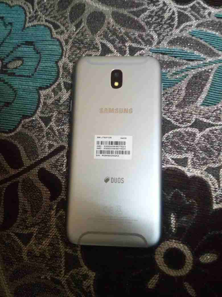 سامسونج j7 pro 64g
لا تنسَ أنك شاهدت هذا الإعلان في عنكبوت
الجهاز غني عن التعريف الجهاز كما هو مو...
