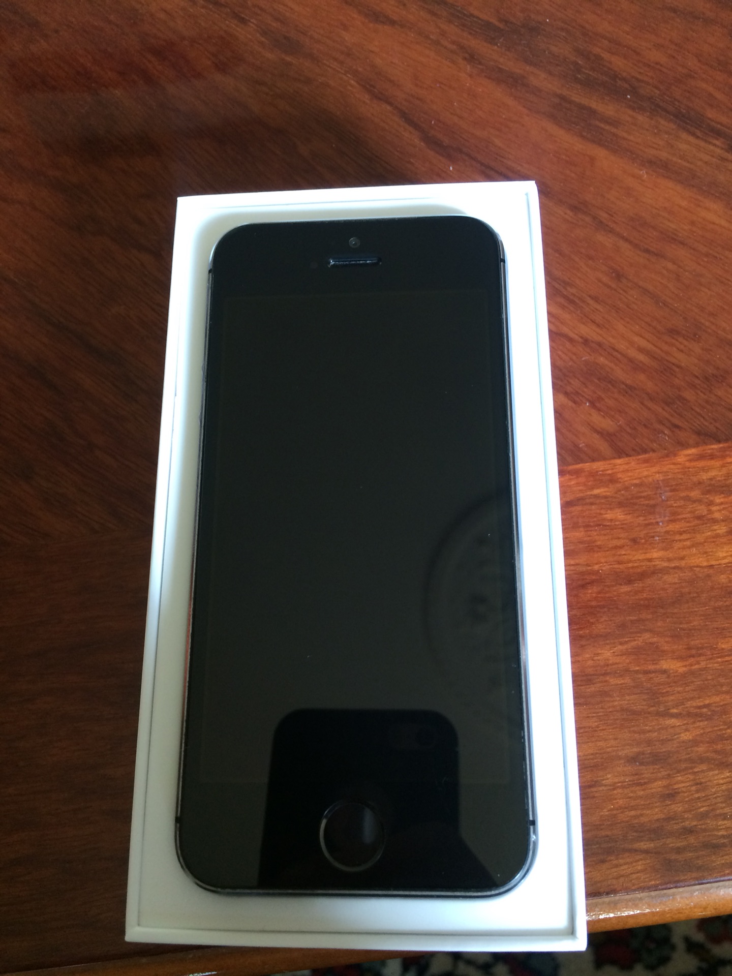 اي فون 5s 16G للبيع نظيف جداً جداً لون اسود
لا تنسَ أنك شاهدت هذا الإعلان في عنكبوت
اي فون 5s...