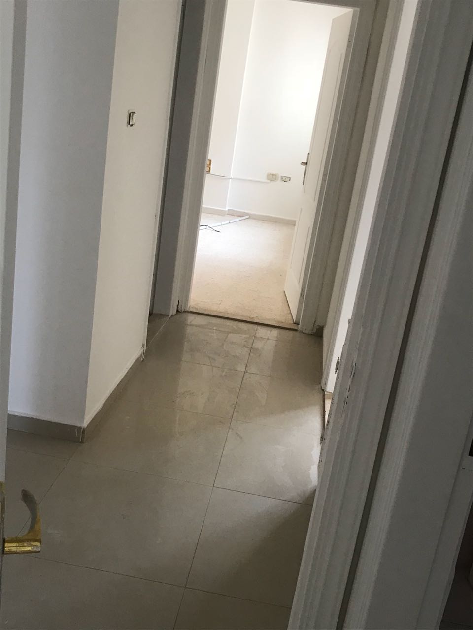 شقه في الجاردنز طابق ارضي 178
لا تنسَ أنك شاهدت هذا الإعلان في عنكبوت
منزل في الجاردنز بلقرب...