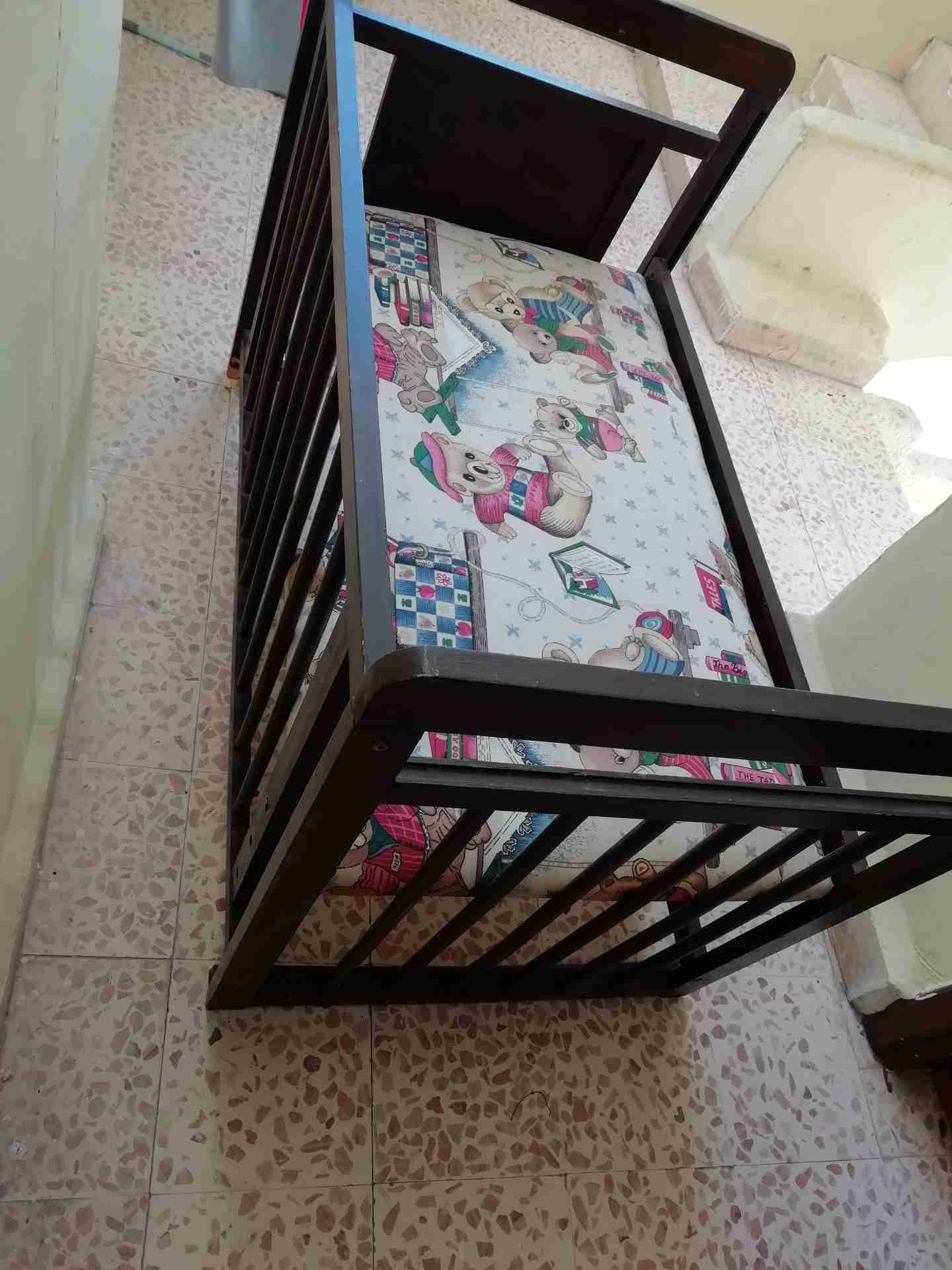 سرير اطغاال
لا تنسَ أنك شاهدت هذا الإعلان في عنكبوت
سرير اطفال خشب
مع الفرشة...
