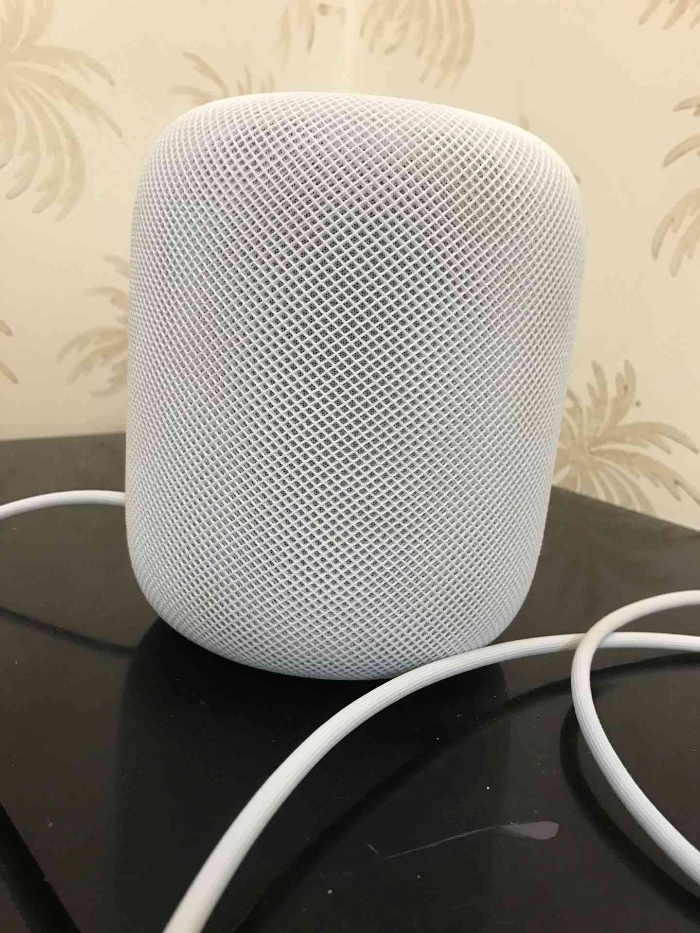 سماعه HomePod                                            


	 				لا تنسَ أنك شاهدت هذا الإعلان في عنكبوت            
	 				
                                سماعه Homepod
السماعه من شركه ابل ماشا...