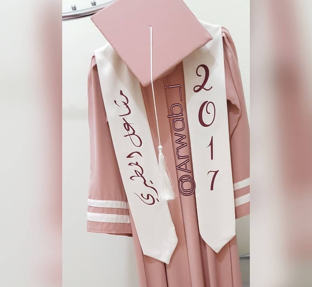 عبايات تخرج
لا تنسَ أنك شاهدت هذا الإعلان في عنكبوت
عبايات تخرج ووواوشحه مقرنا الرياض توصيل ب...