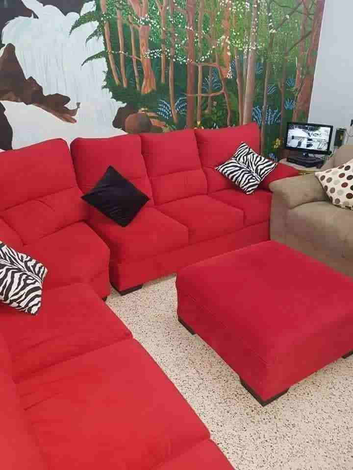 كنب و بوفيه
لا تنسَ أنك شاهدت هذا الإعلان في عنكبوت
كنب احمر 300
كنب طحيني 8مقاعد 250
بوفيه 200...