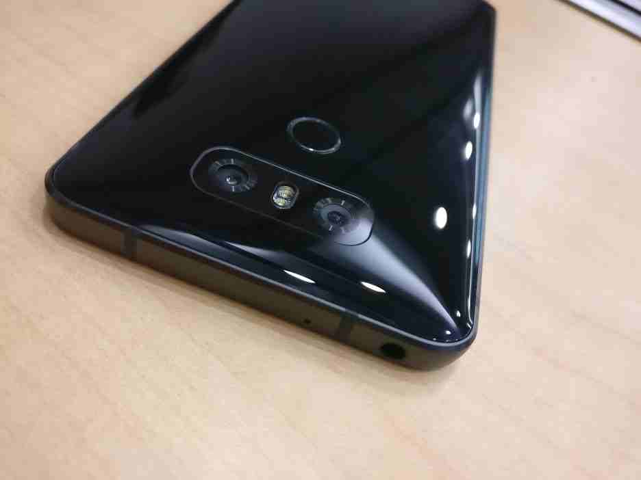 lg g6 بحالة الوكاله للبيع او البدل                                            


	 				لا تنسَ أنك شاهدت هذا الإعلان في عنكبوت            
	 				
                            شاشه 5.7 
ذاكرة تخزين...