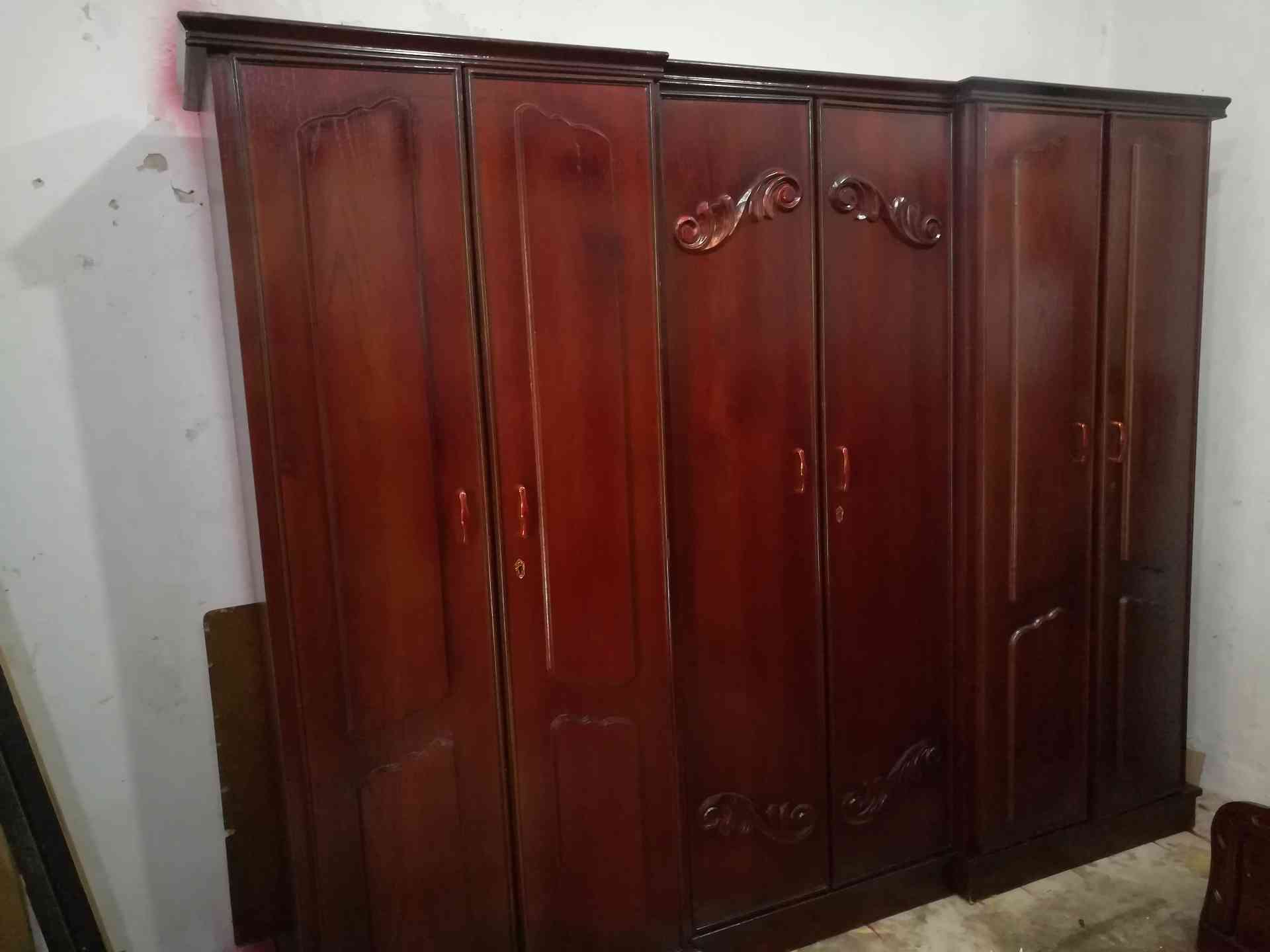 غرفة نوم لاتيه 24 قشره بلوط بحاله الوكالة تفصيل بسعر مغري 270دينار
لا تنسَ أنك شاهدت هذا الإعلان في عنكبوت...