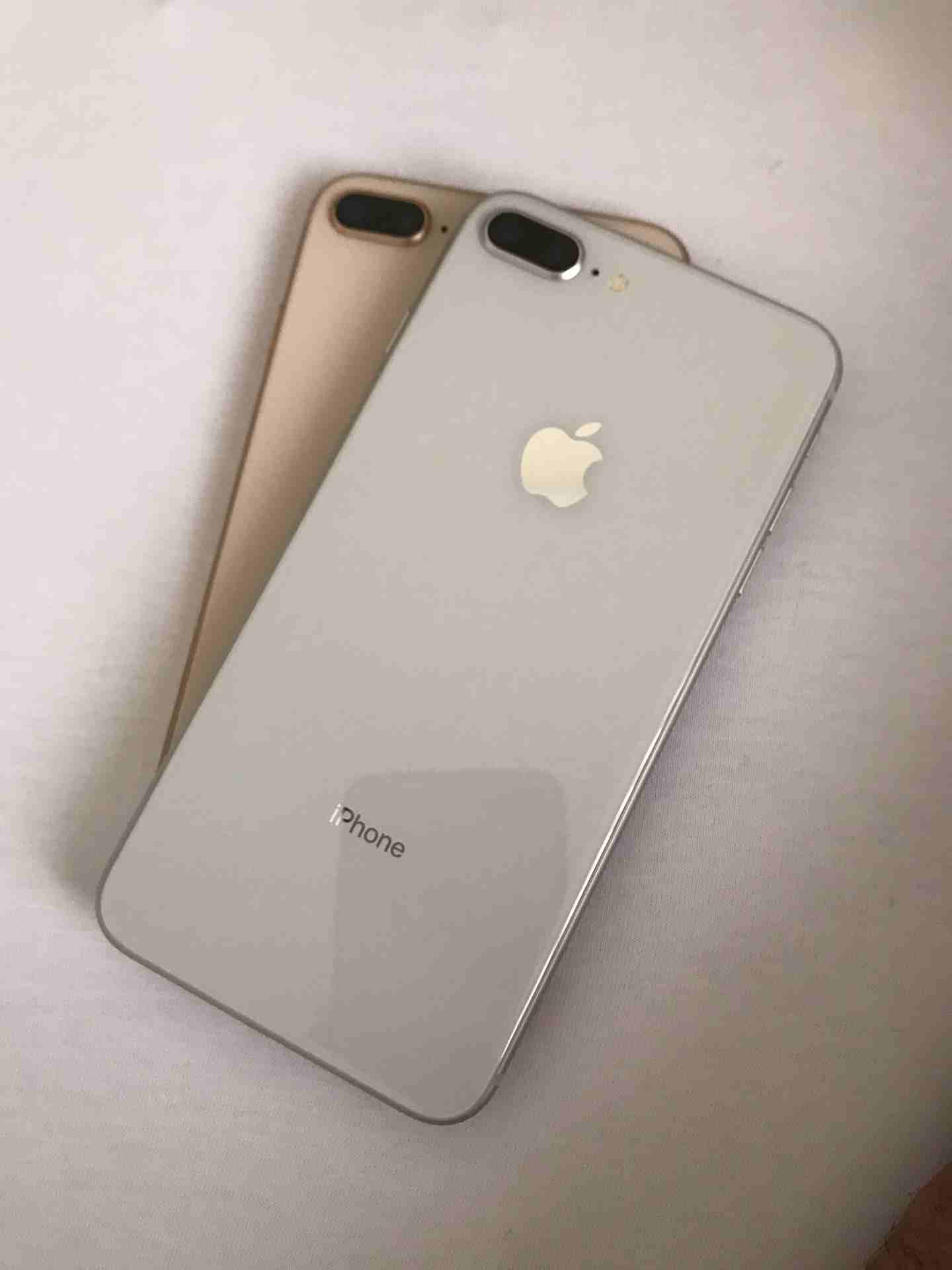 IPhone 8 Plus 64GB gold and silver like new                                            


	 				لا تنسَ أنك شاهدت هذا الإعلان في عنكبوت            
	 				
                            الأجهزة نضيفه...