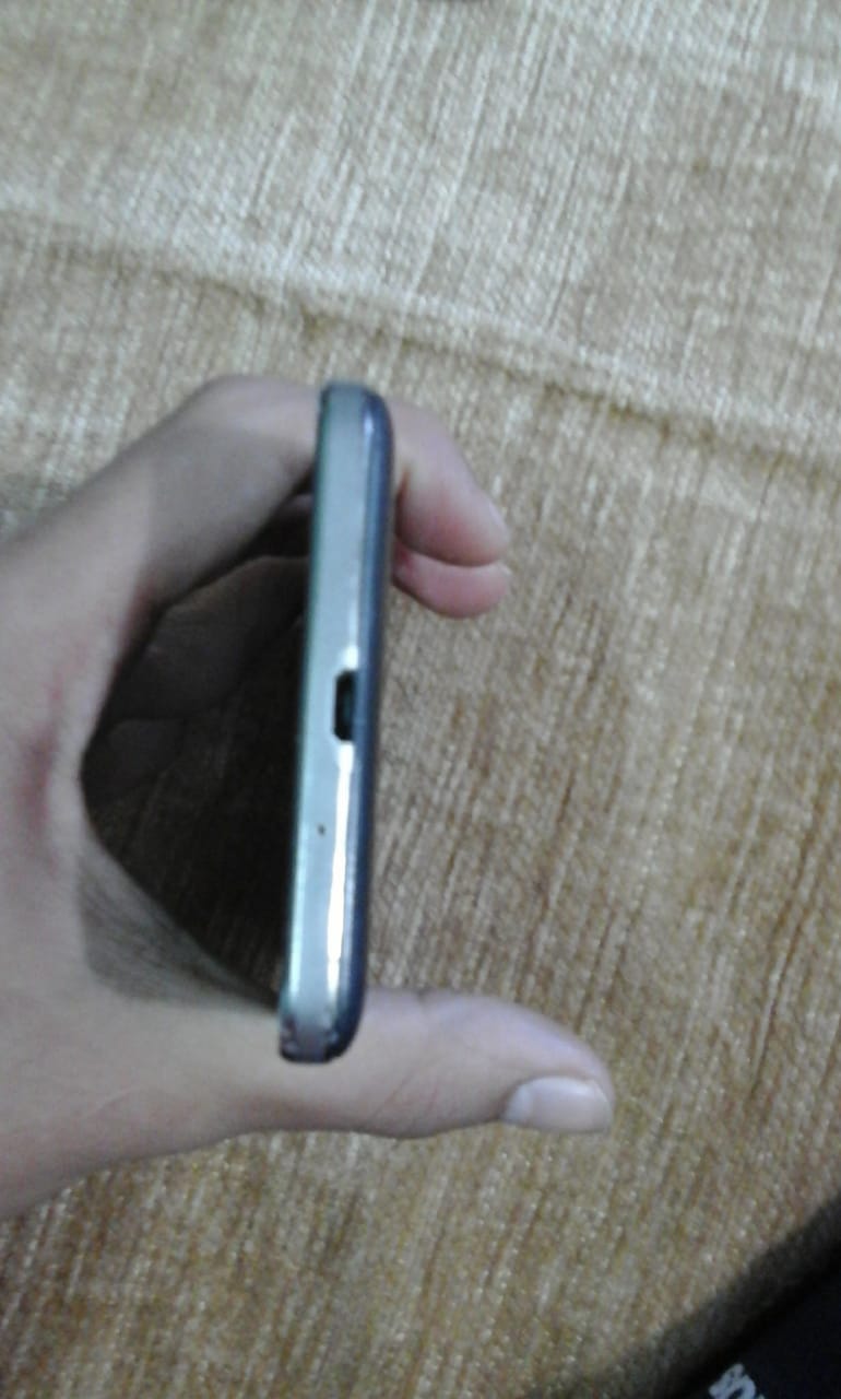 (استعمال خفيف)samsung grand prime فضي
لا تنسَ أنك شاهدت هذا الإعلان في عنكبوت
موبيل samsung g...