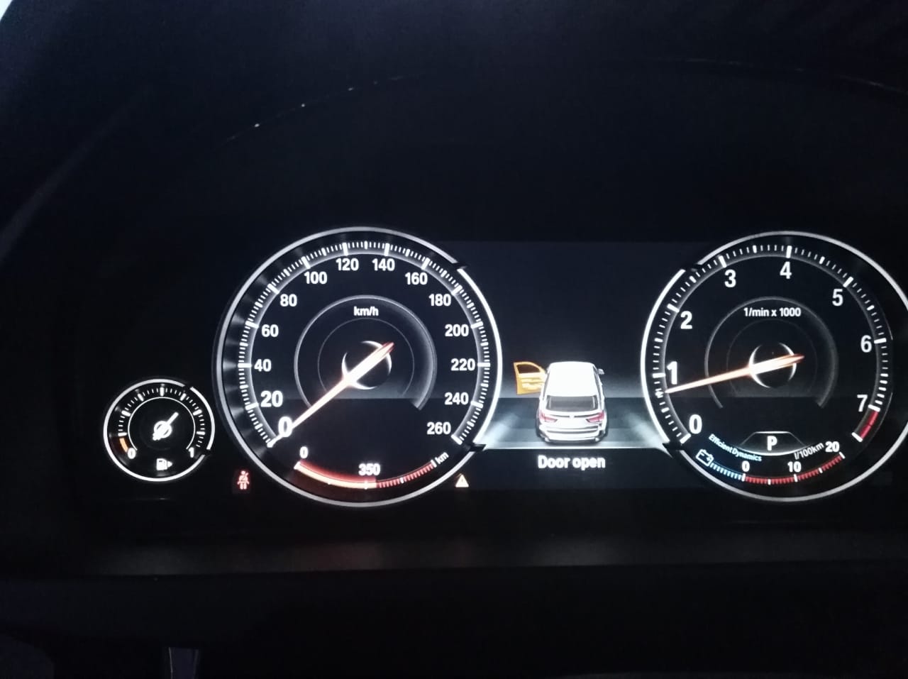 BMWX5 موديل 2017 ك م7000
لا تنسَ أنك شاهدت هذا الإعلان في عنكبوت
BMWX5 موديل 2017 عداد7000ك...