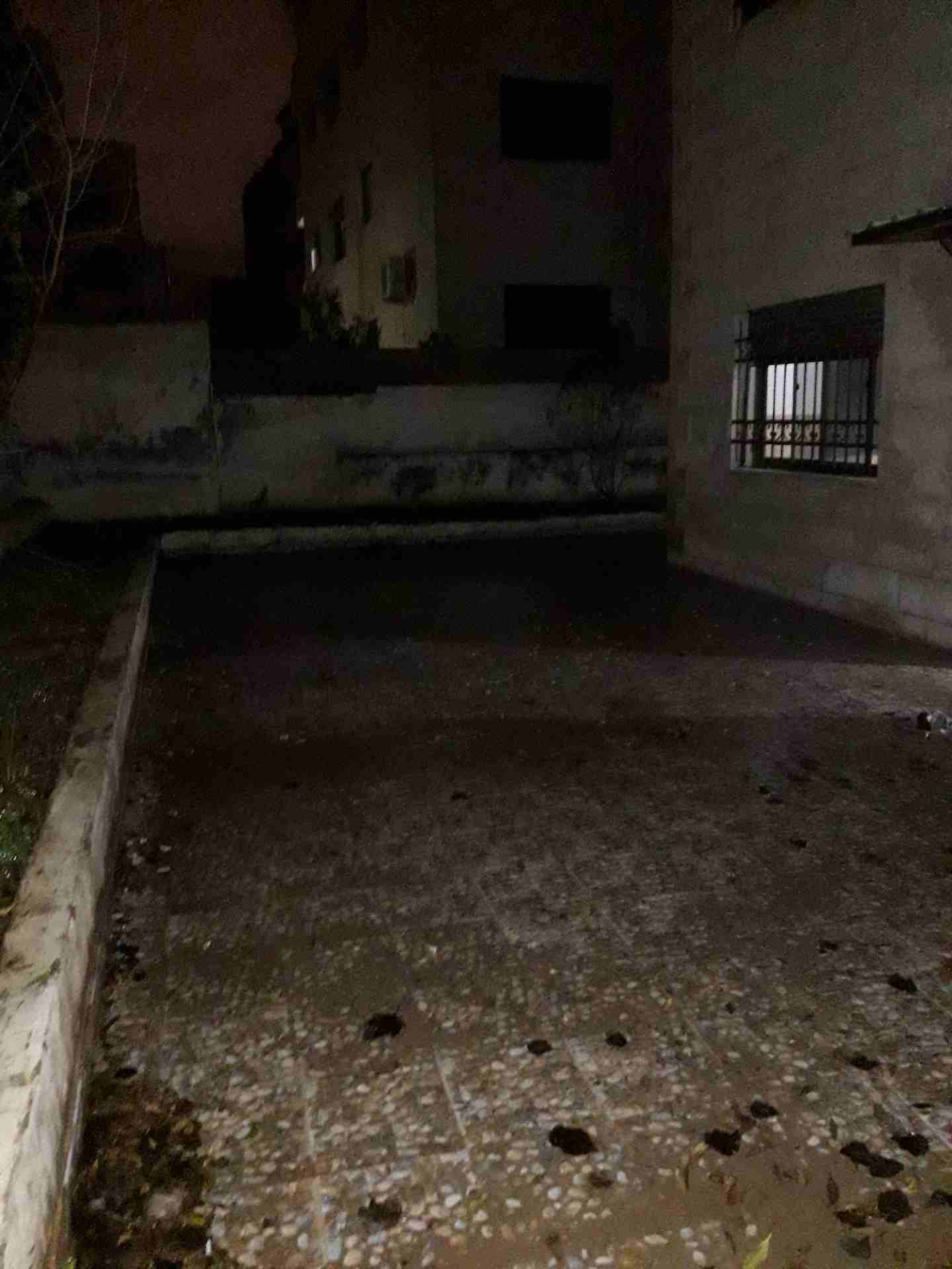 3 نوم شقة ارضية فارغة للايجار ضاحية الرشيد 230 دينار شهري الدفع
لا تنسَ أنك شاهدت هذا الإعلان في عنكبوت...