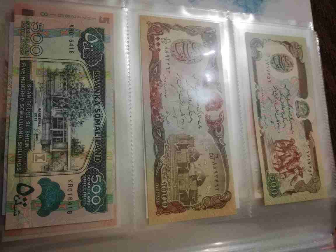 البوم عملات ورقيه
لا تنسَ أنك شاهدت هذا الإعلان في عنكبوت
البوم عملات ورقيه مع مئه عمله ورقيه انس...