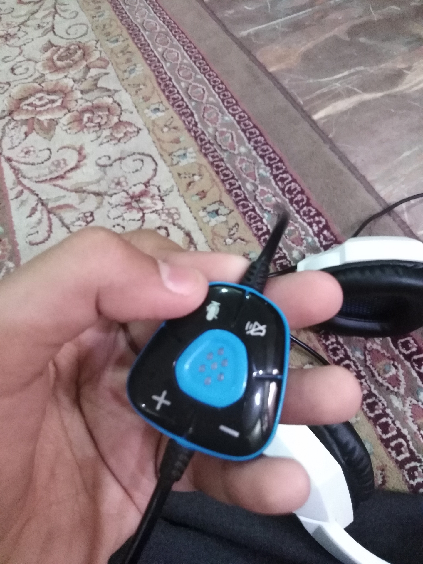 سماعات للبيع نضيفه شاريها 210
لا تنسَ أنك شاهدت هذا الإعلان في عنكبوت
سماعات شاريها 210 والبي...