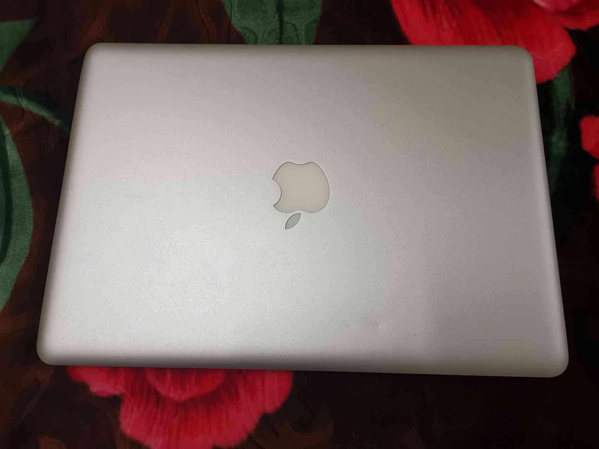 ماك بوك برو i7 نظيف كل شي فيه وكالة للبيع
لا تنسَ أنك شاهدت هذا الإعلان في عنكبوت
ماك بوك برو...