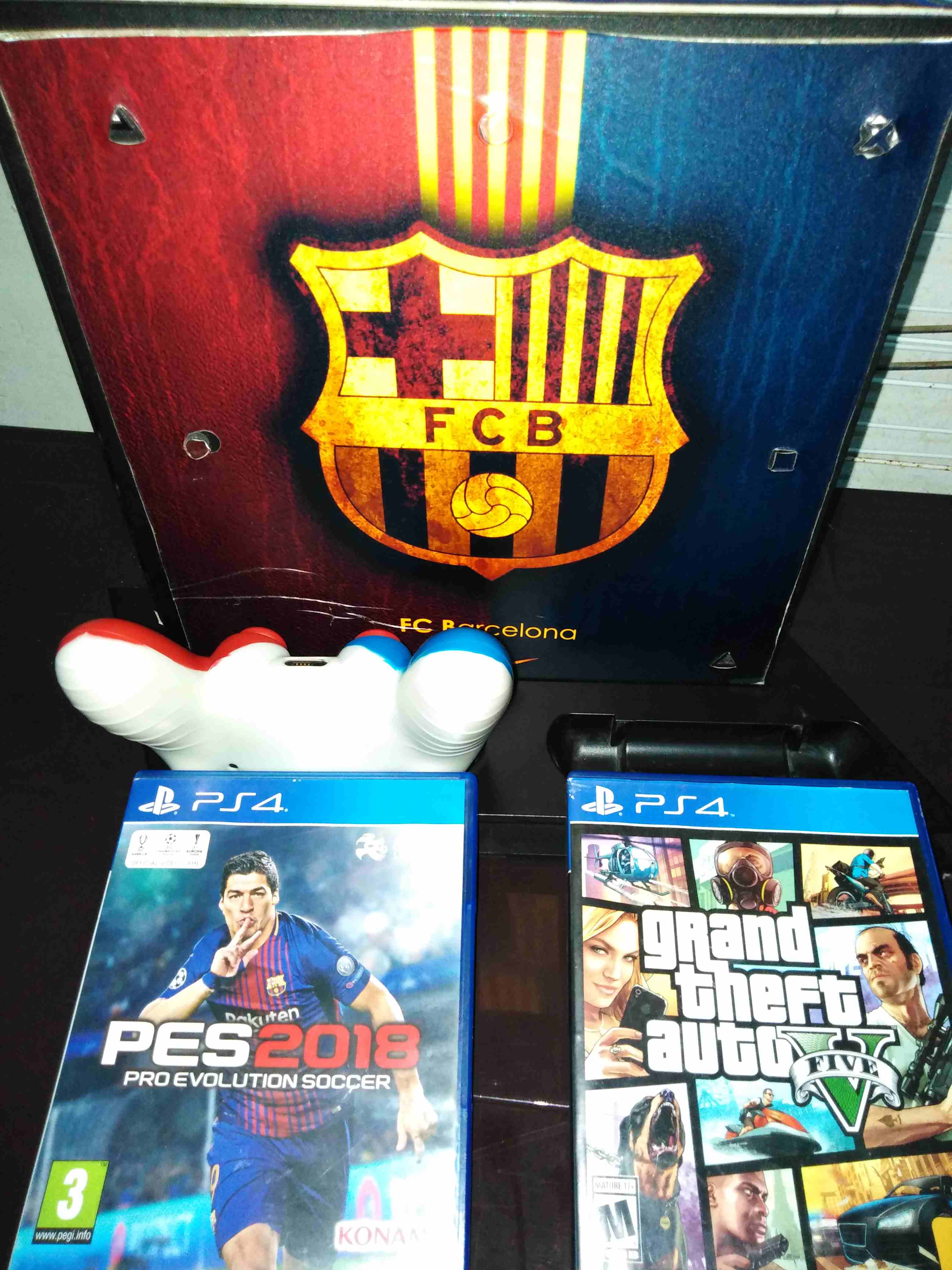 ps4 سلم 2سيديات 1يد تحكم   قاعدة                                            


	 				لا تنسَ أنك شاهدت هذا الإعلان في عنكبوت            
	 				
                            ps4 سلم 2سيديات 1يد تحكم...