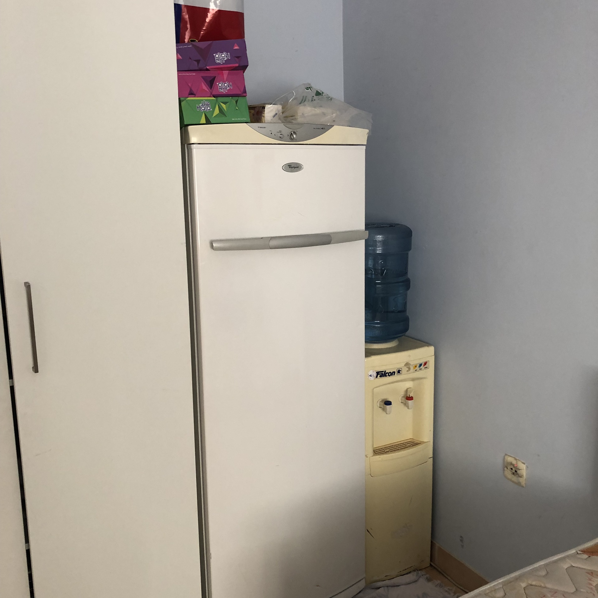 عفش بيت كامل للبيع
لا تنسَ أنك شاهدت هذا الإعلان في عنكبوت
غرفة نوم غرفة شباب غرفة بنات ثلاجة...