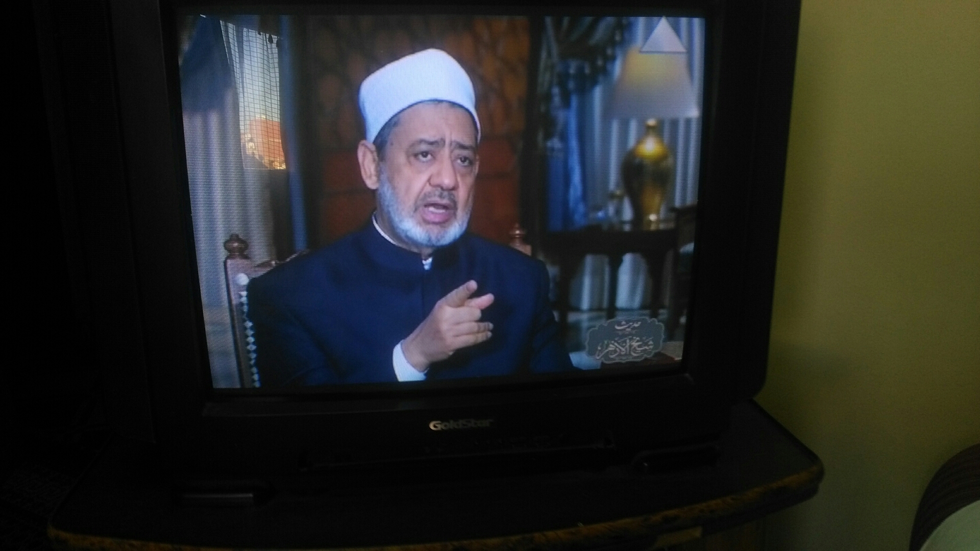 تلفزيون جولد ستار بحاله ممتازه
لا تنسَ أنك شاهدت هذا الإعلان في عنكبوت
تليفزيون جولد ستار 25ب...