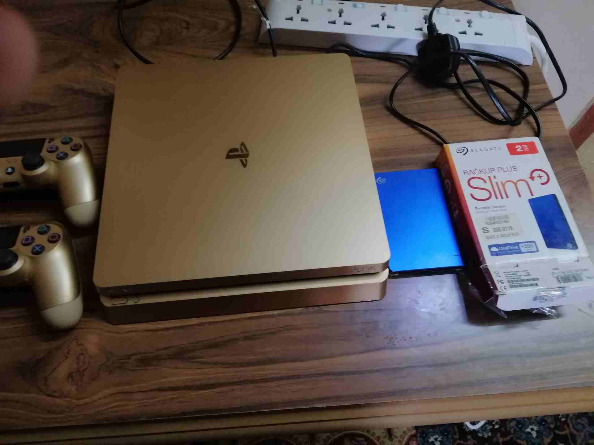 Hardisk Segate 2Tb ps4 Gold 1Tb للبدل
لا تنسَ أنك شاهدت هذا الإعلان في عنكبوت
سبب البيع (عسكري) ع...