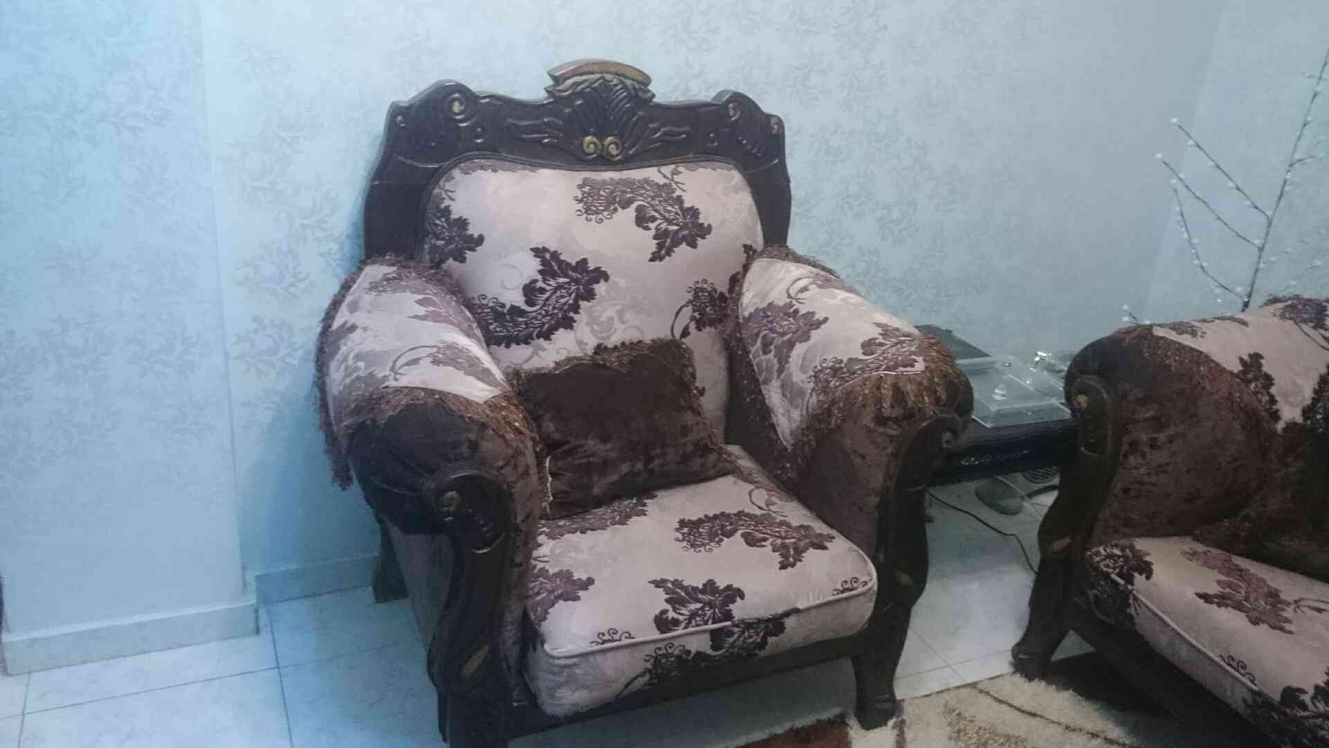 طقم كنب
لا تنسَ أنك شاهدت هذا الإعلان في عنكبوت
طقم كنب للبيع اسخدام قليل شبه جديد...