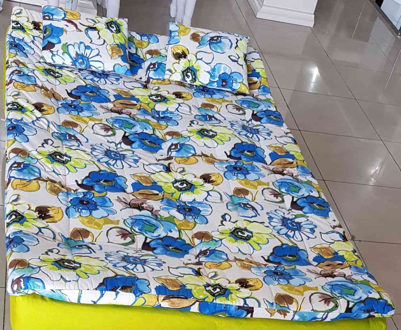 كنب جديد بالكرتون يفتخ ويصبح سرير
لا تنسَ أنك شاهدت هذا الإعلان في عنكبوت
عرض خااااااااص وممي...