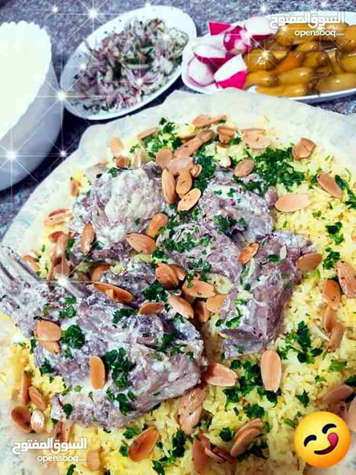 الشيف ام نور التواص والمناسبات خبره 20 سنه اكلات اردنيه سوريه طبخات اردنيه شاميه
لا تنسَ أنك شاهدت هذا الإعلان في عنكبوت...