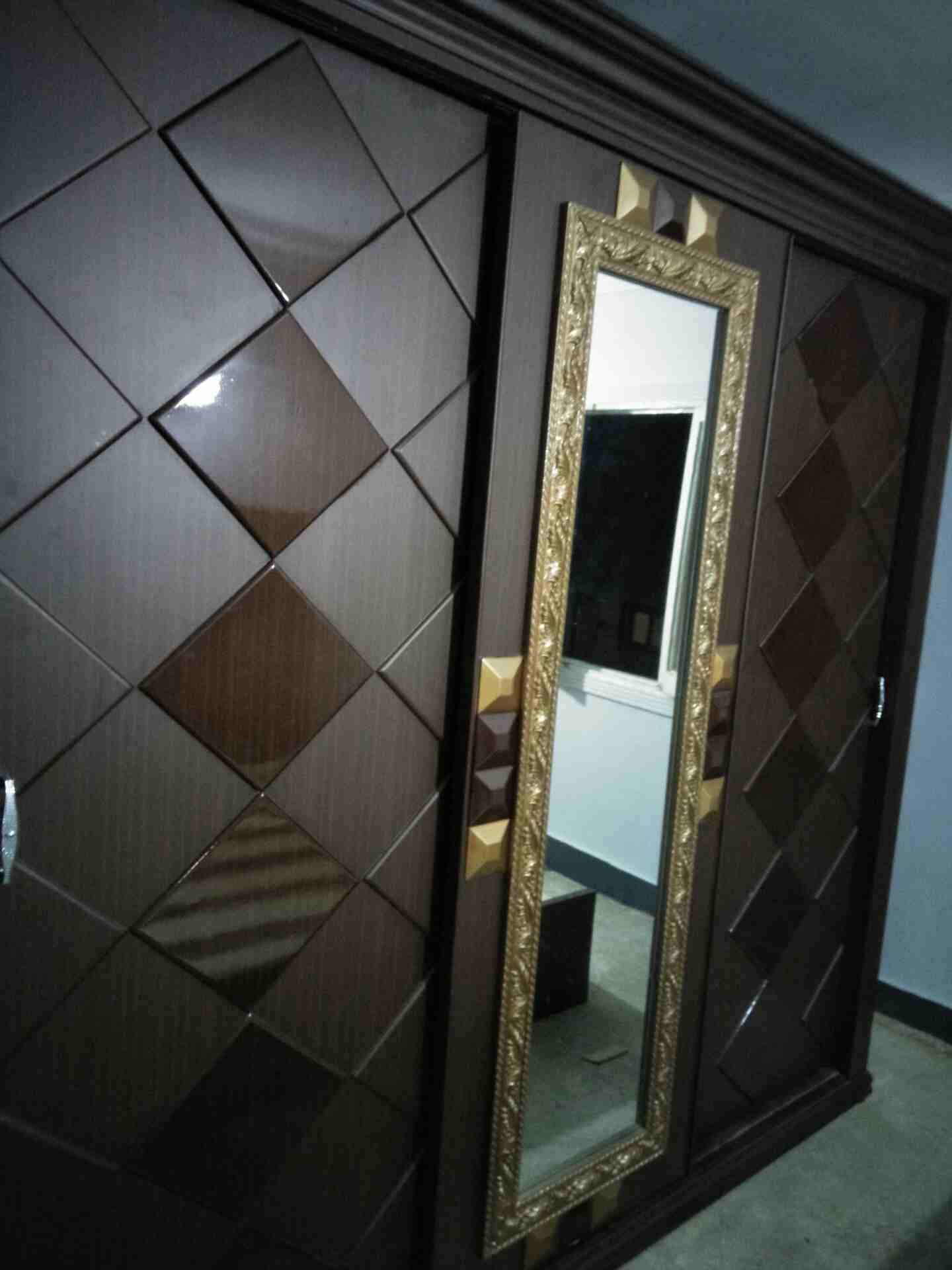 غرف نوم جديدة كمله للبيع ت01206702691
لا تنسَ أنك شاهدت هذا الإعلان في عنكبوت
غرف نوم جديدة كمله...