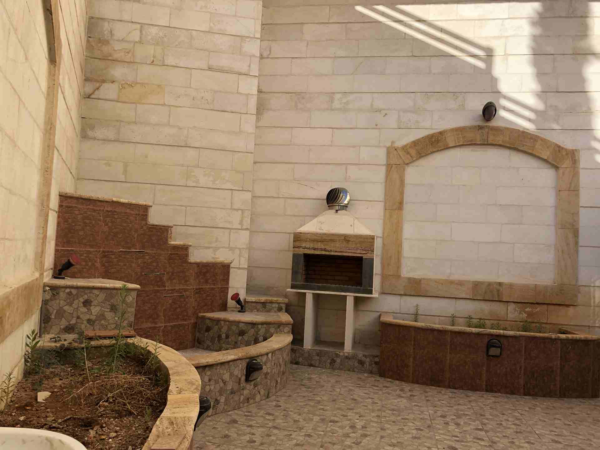 شقة للبيع أو للايجار السنوي - تلاع العلي - موقع مميز
لا تنسَ أنك شاهدت هذا الإعلان في عنكبوت
شقة...