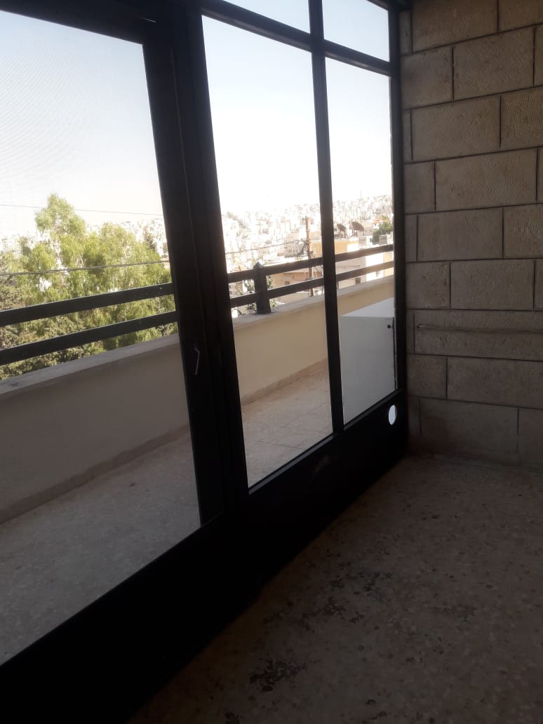شقه فارغه 220 متر للإيجار في عبدون قرب السفارة البريطانية
لا تنسَ أنك شاهدت هذا الإعلان في عنكبوت...