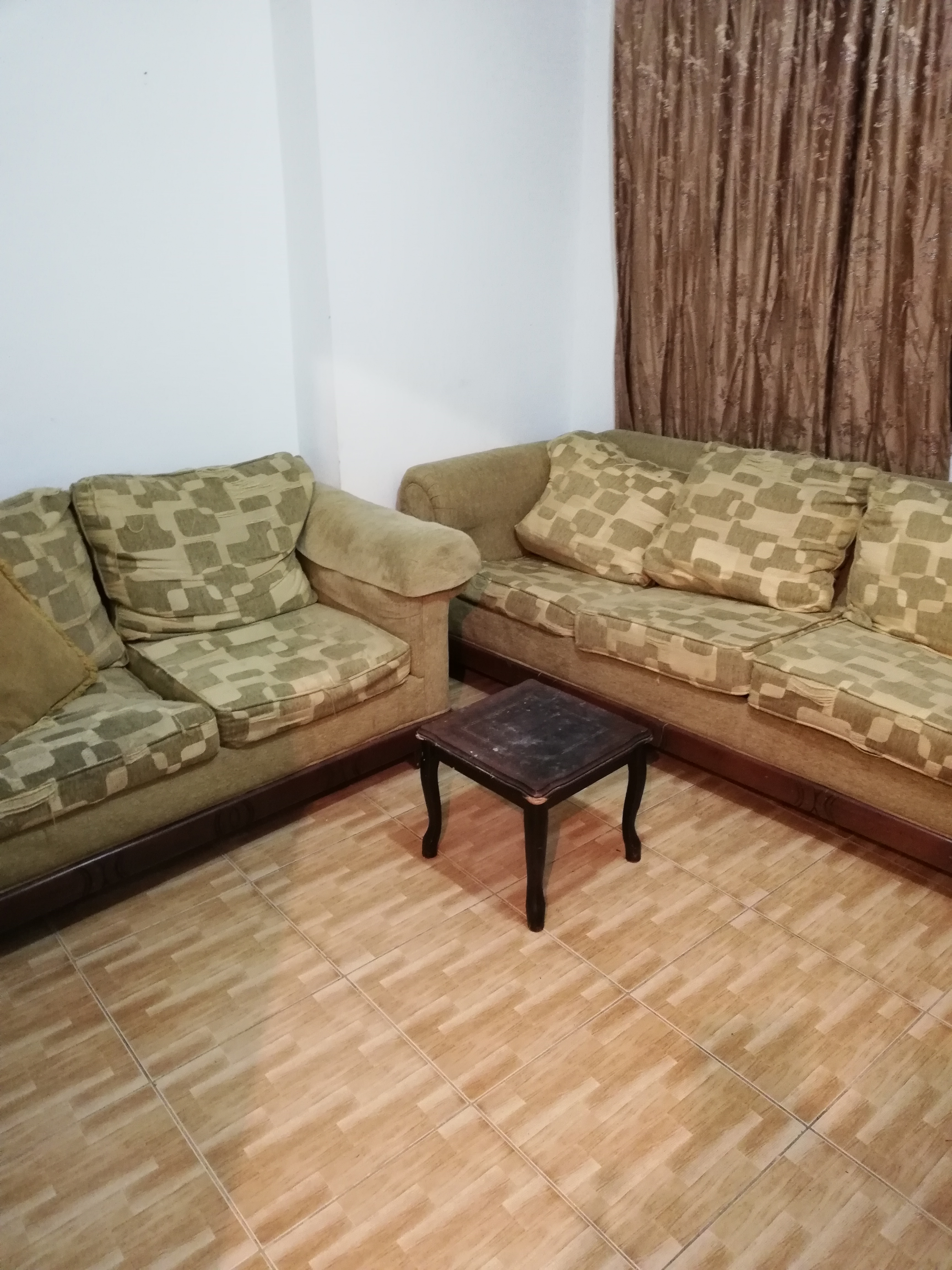 شقق مفروشة للايجار مقابل الجامعة الاردنية                                            


	 				لا تنسَ أنك شاهدت هذا الإعلان في عنكبوت            
	 				
                                غرفة و صالة...