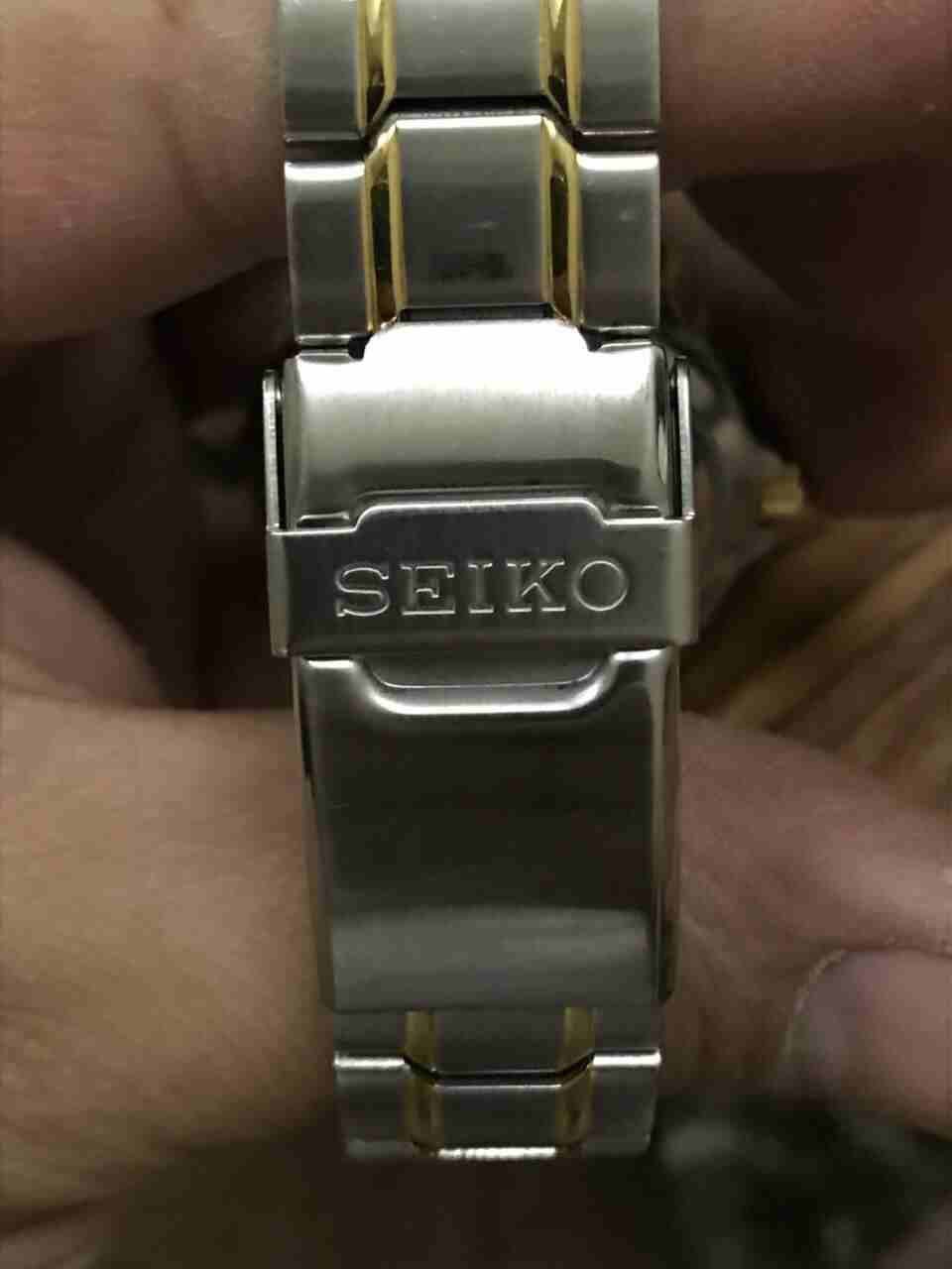 ساعه 5 seiko اوتوماتيك اصليه جديده
لا تنسَ أنك شاهدت هذا الإعلان في عنكبوت
ساعه سيكو 5 seiko اصلي...
