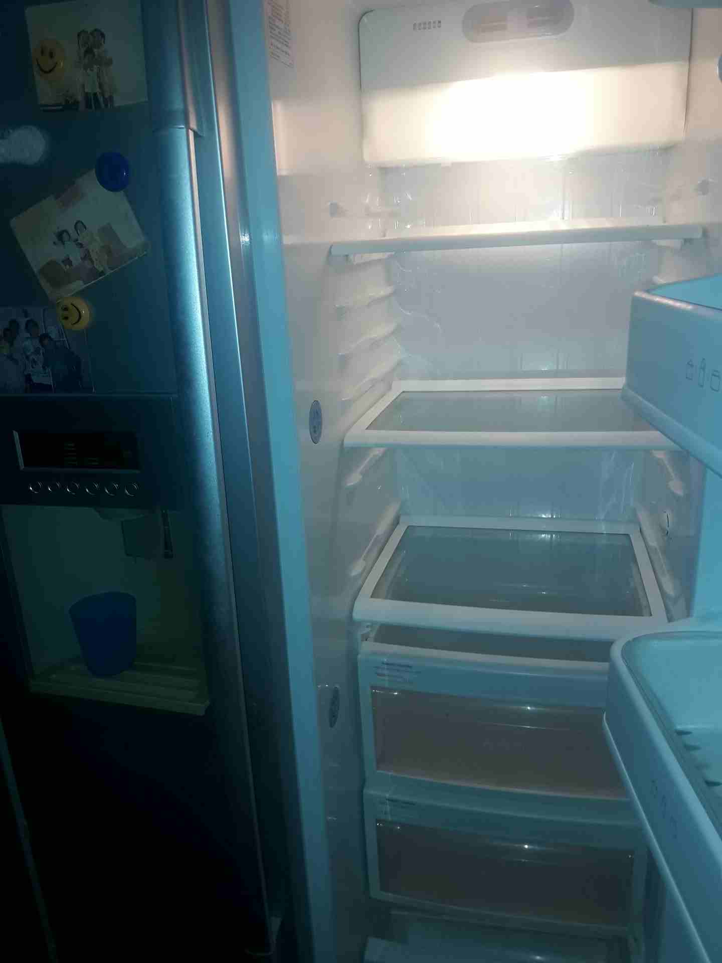 ثلاجه ال جي بابين وكولار بحاله جيده
لا تنسَ أنك شاهدت هذا الإعلان في عنكبوت
ثلاجه ال جي لون سلفر...