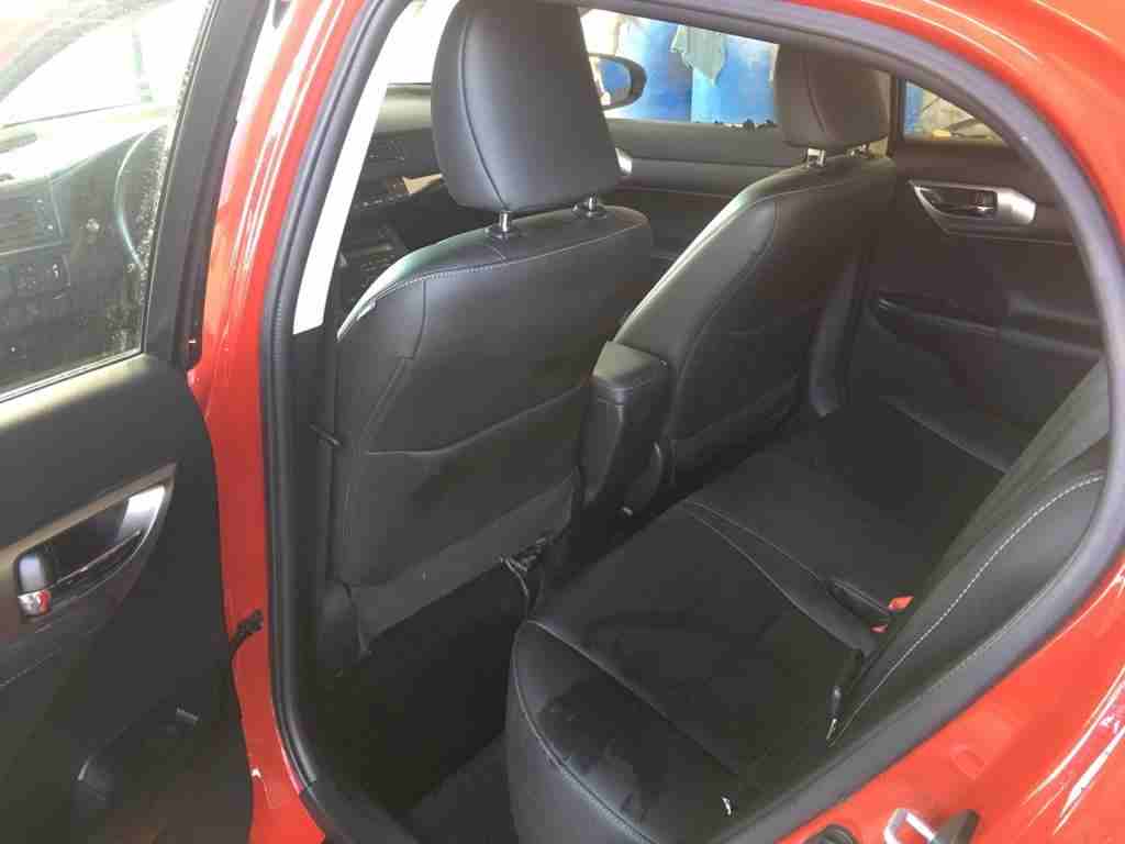 Lexus CT200 H
لا تنسَ أنك شاهدت هذا الإعلان في عنكبوت
لكزس سي تي
وارد امريكي
Lexus CT200h
وب...