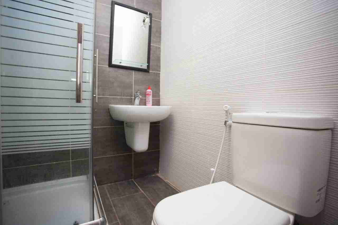 We have a very luxurious apartment - daily rent * weekly * monthly - in Abdoun - very distinctive
لا تنسَ أنك شاهدت هذا الإعلان في عنكبوت...