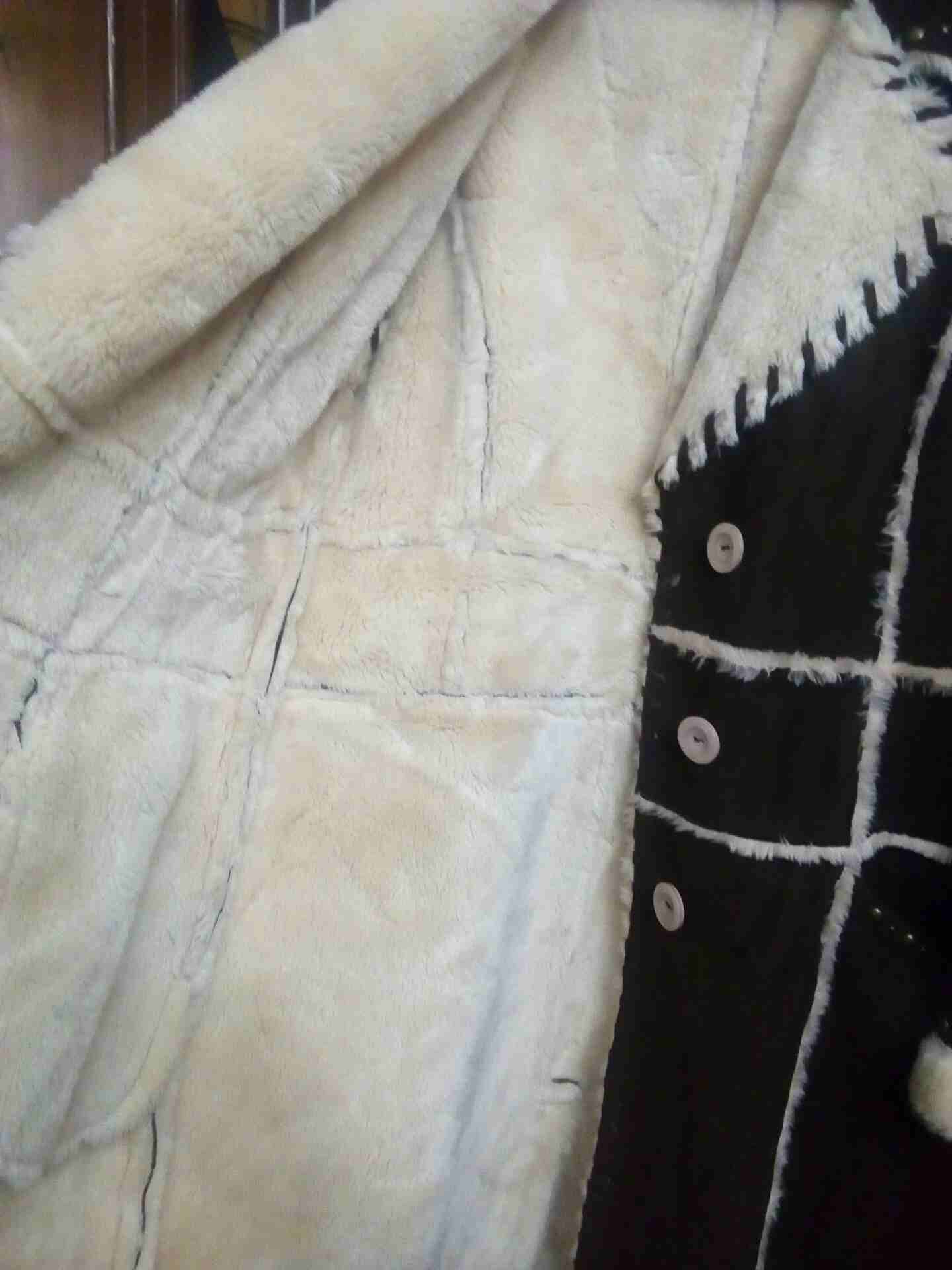 ام نواره
لا تنسَ أنك شاهدت هذا الإعلان في عنكبوت
جاكيت جوخ فرو يلبس من 70 الى 85كليو من امريكا سب...