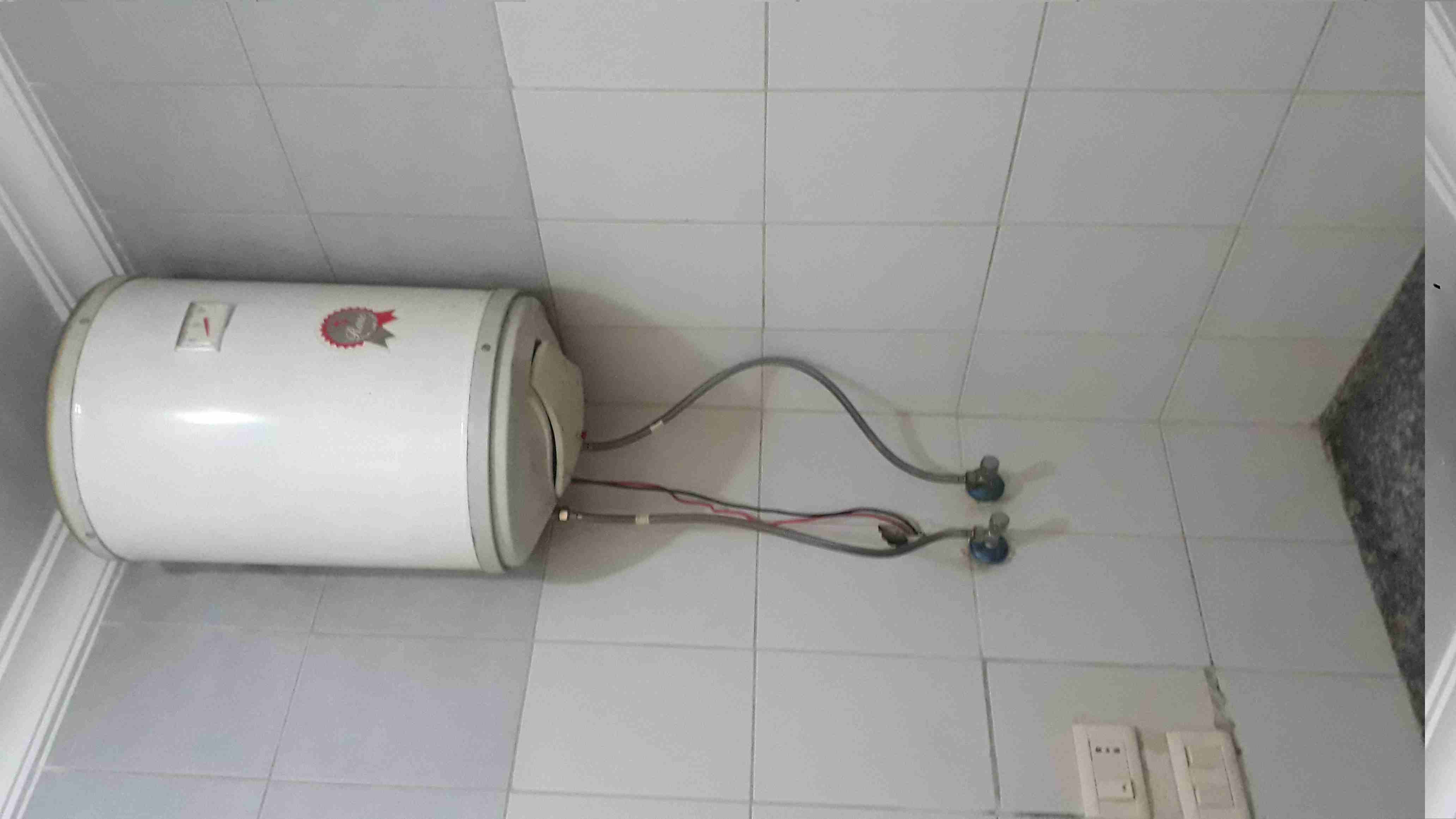 استوديو مفروش للايجار الجاردنز 220دينار
لا تنسَ أنك شاهدت هذا الإعلان في عنكبوت
ستوديو مفروش للاي...