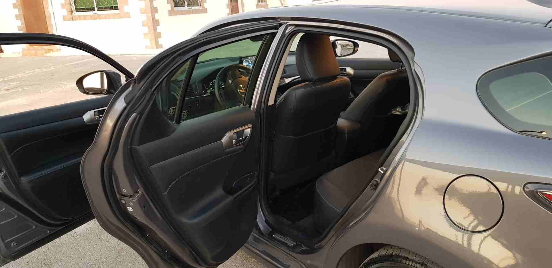 Lexus CT200 فل مسكر
لا تنسَ أنك شاهدت هذا الإعلان في عنكبوت
Lexus CT200 موديل 2015 رقم الشاصي JTH...