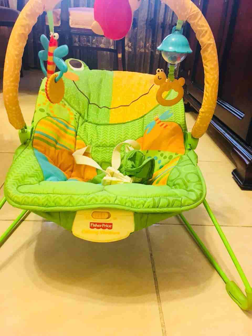 كرسي أطفال مع هزاز نوع Fisher price                                            


	 				لا تنسَ أنك شاهدت هذا الإعلان في عنكبوت            
	 				
                            كرسي هزاز نوع Fisher...