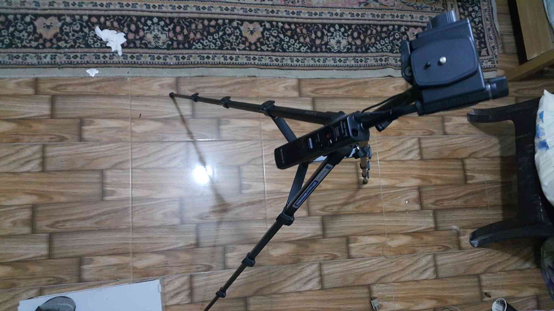 ستاند كمرا سوني
لا تنسَ أنك شاهدت هذا الإعلان في عنكبوت
مع حقيبه بحال لجديد برتفاع 150cm وتت...