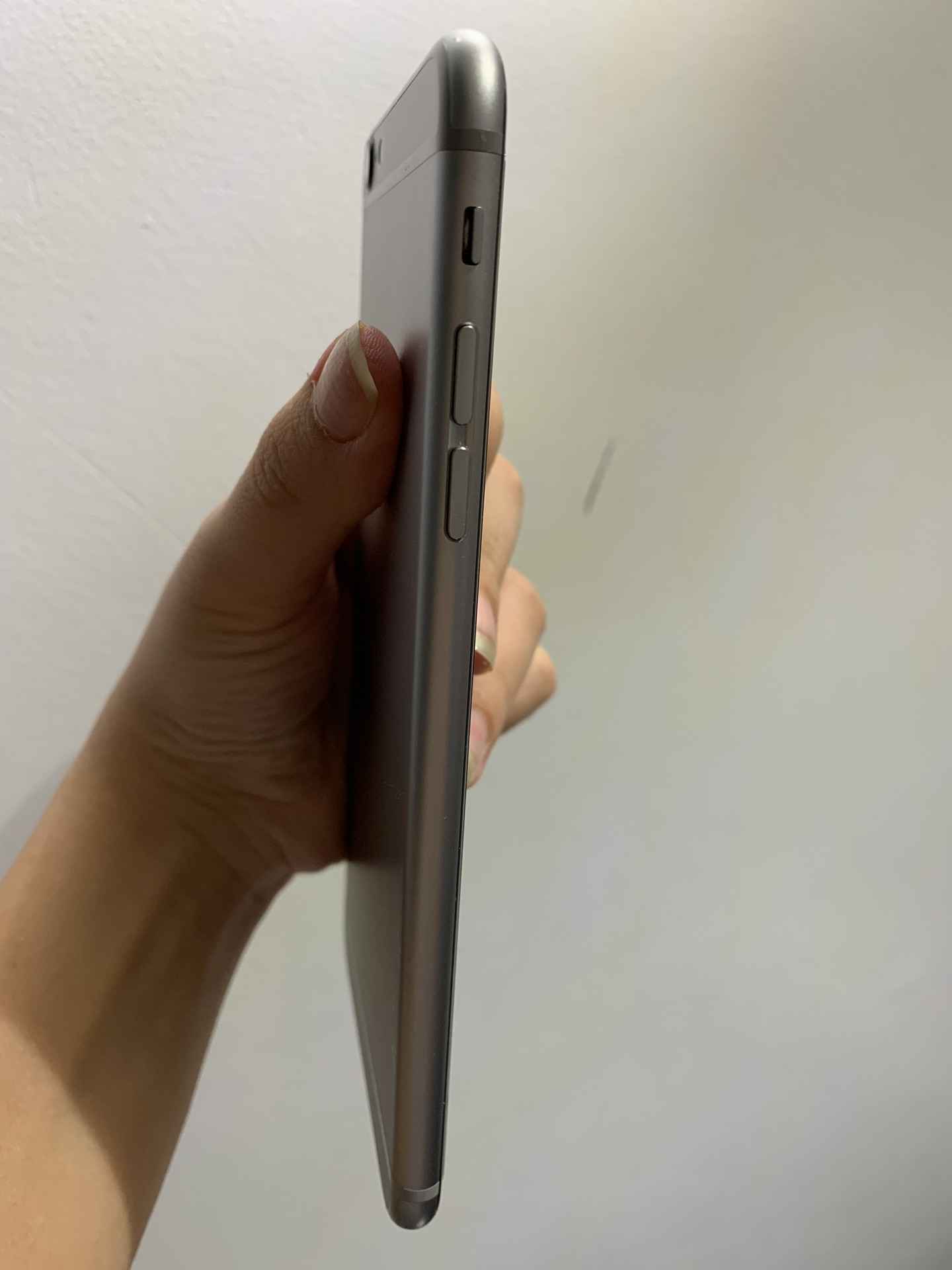 iphone 6s plus 64G
لا تنسَ أنك شاهدت هذا الإعلان في عنكبوت
ايفون 6s plus سعة 64G للبيع
استخدا...