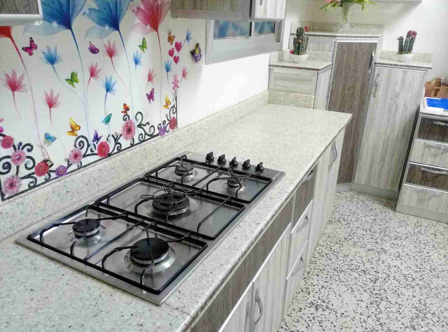 » مطبخ ألمنيوم بحالة ممتازة جدا للبيع
لا تنسَ أنك شاهدت هذا الإعلان في عنكبوت
مطبخ ألمنيوم...