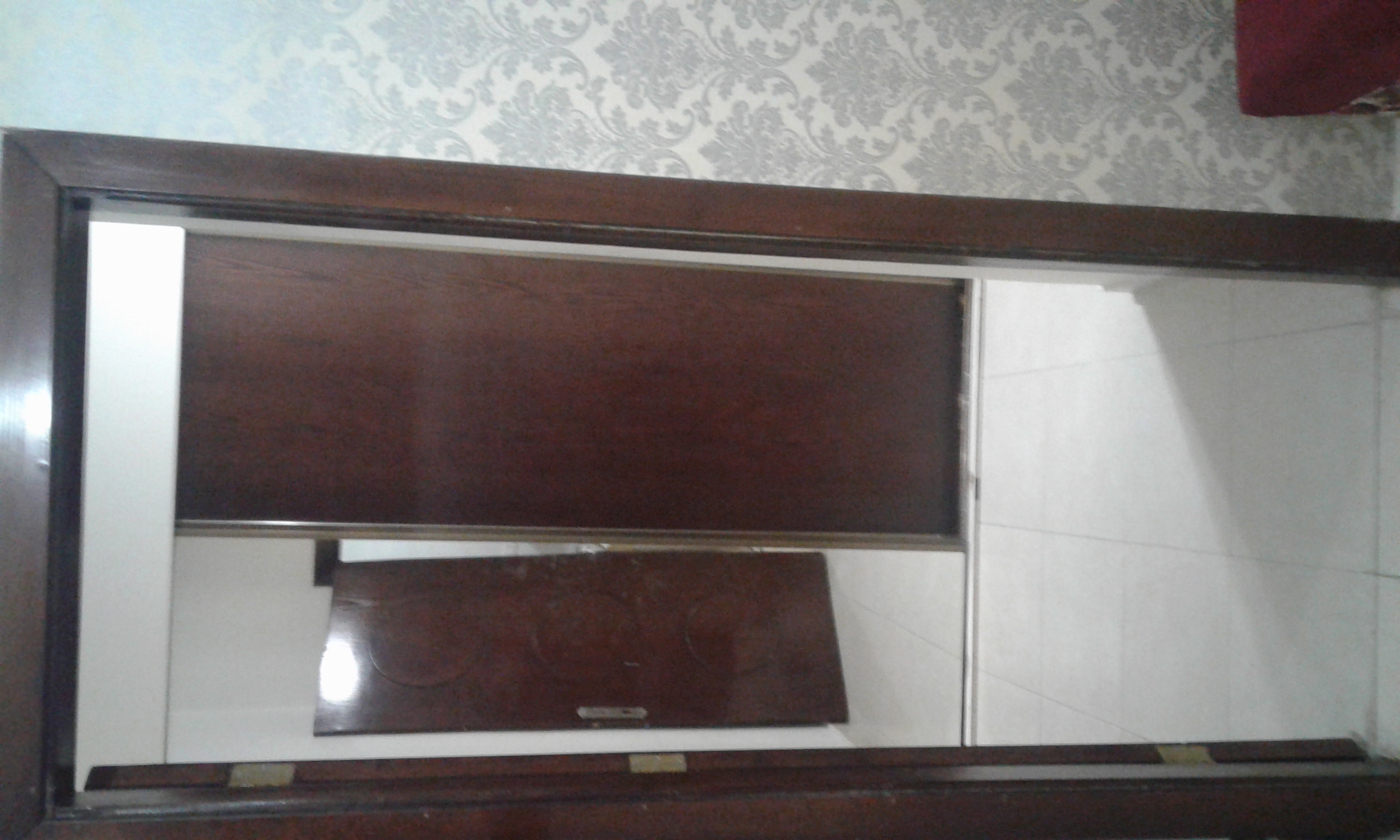 ستوديوهات مفروشه للإيجار اليومي. Full furnished studios for daily rent 35JDs
لا تنسَ أنك شاهدت هذا الإعلان في عنكبوت...