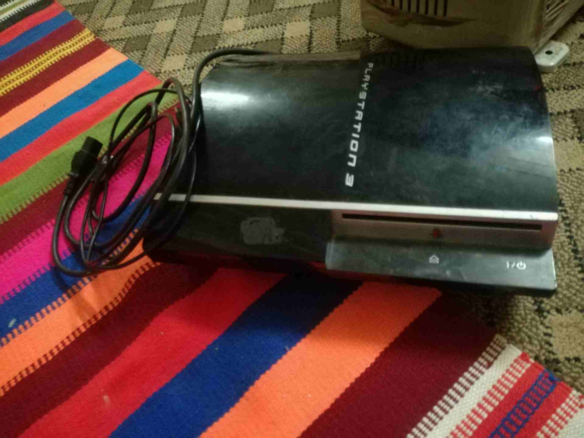 بلاشتيشن 3 مهكر                                            


	 				لا تنسَ أنك شاهدت هذا الإعلان في عنكبوت            
	 				
                            صامل رن
البلاستيشن مهكر
مو معدل اتعديل يخ...