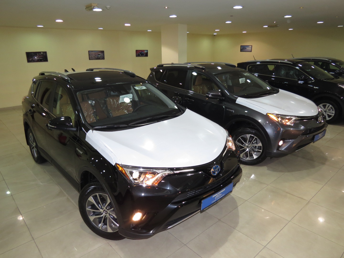 تويوتا RAV4 هايبرد 2018                                            


	 				لا تنسَ أنك شاهدت هذا الإعلان في عنكبوت            
	 				
                                بسعر 31750 دينار بدون نقل الم...