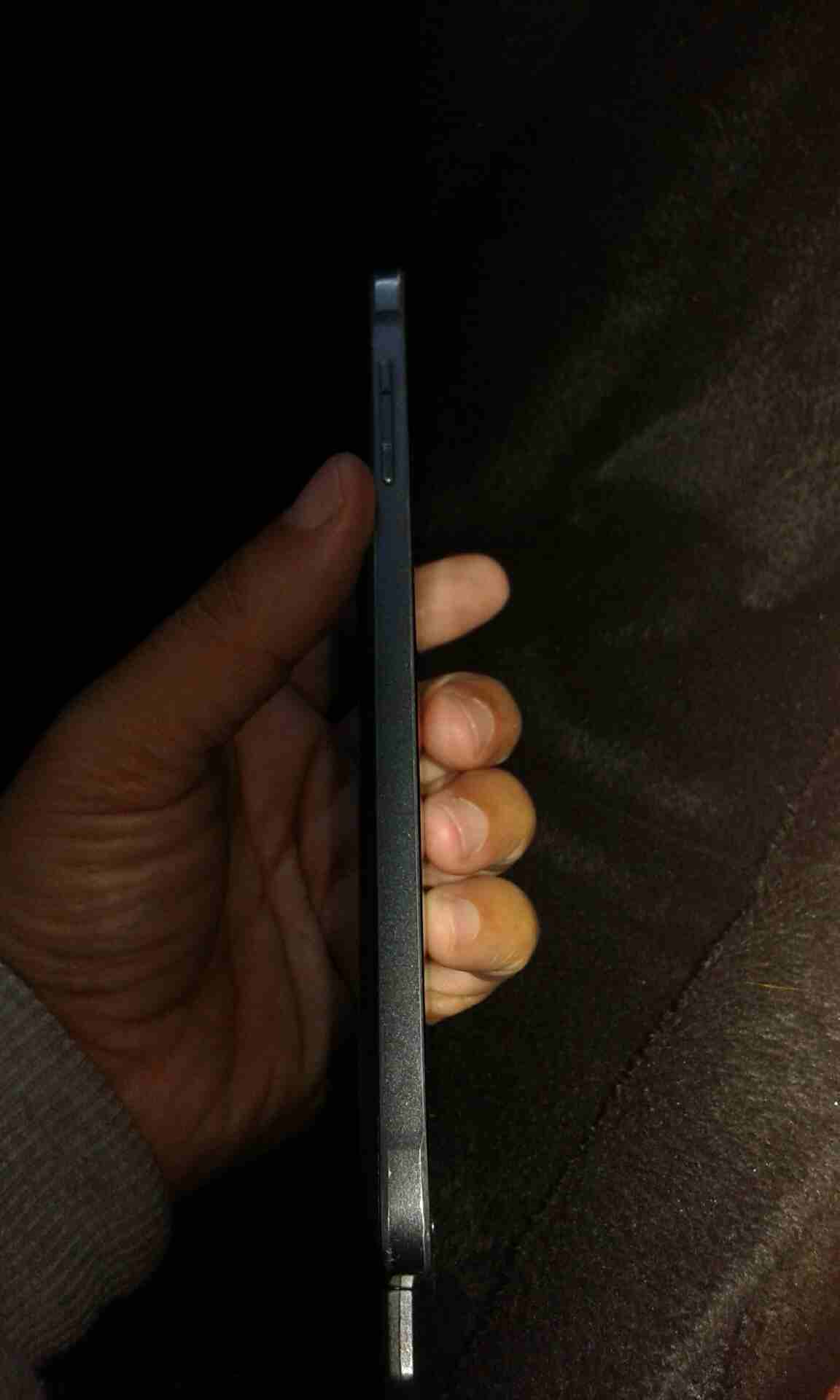 سامسونج نوت 4
لا تنسَ أنك شاهدت هذا الإعلان في عنكبوت
نوت 4 بحال الوكالة
كامل اغراضه معه
معه كر...