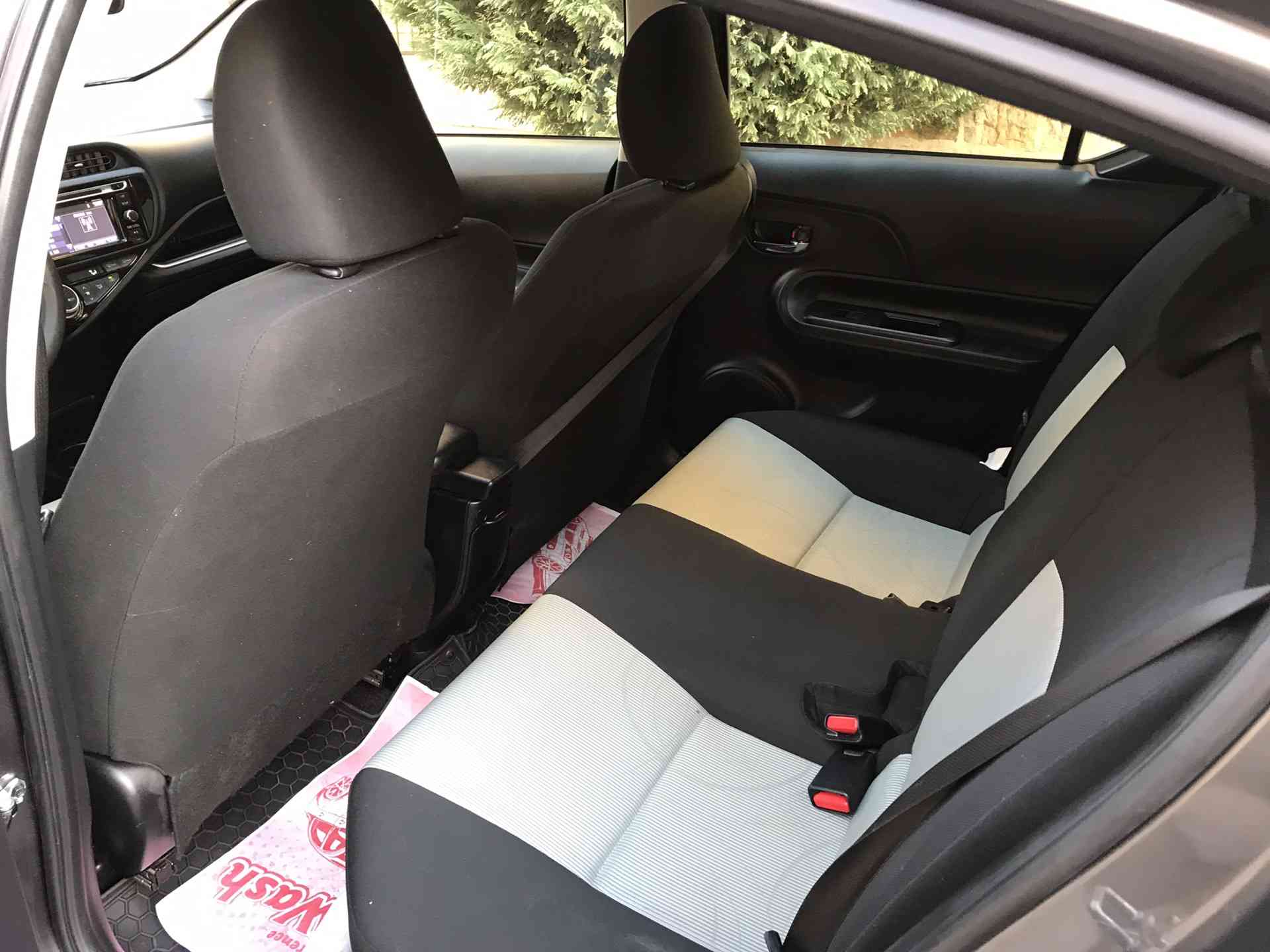 تويوتا بريوس سي Toyota prius c 2015 جمرك جديد
لا تنسَ أنك شاهدت هذا الإعلان في عنكبوت
تويوتا...