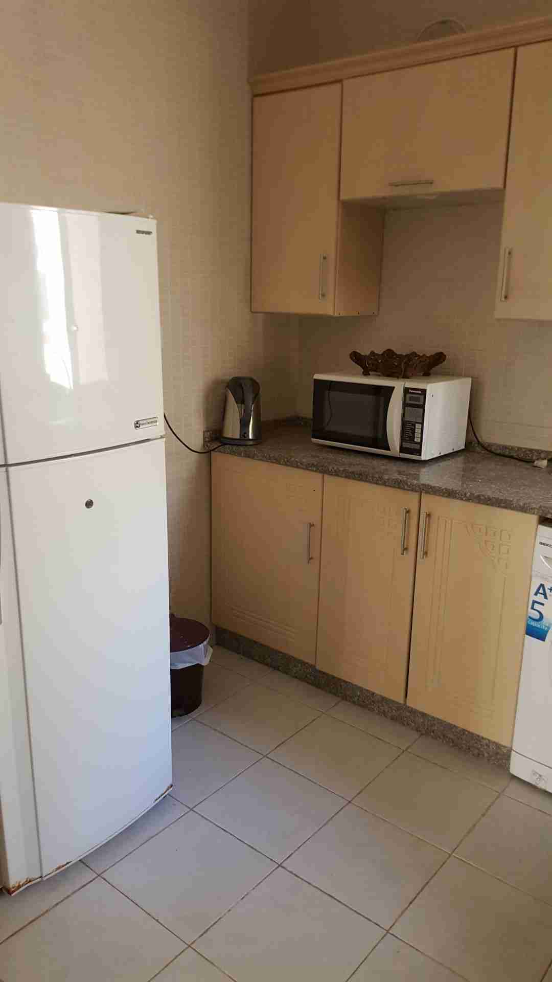 شقة سكنية مقابل سور الجامعة الاردنية الخلفي ش خليل الساكت
لا تنسَ أنك شاهدت هذا الإعلان في عنكبوت...