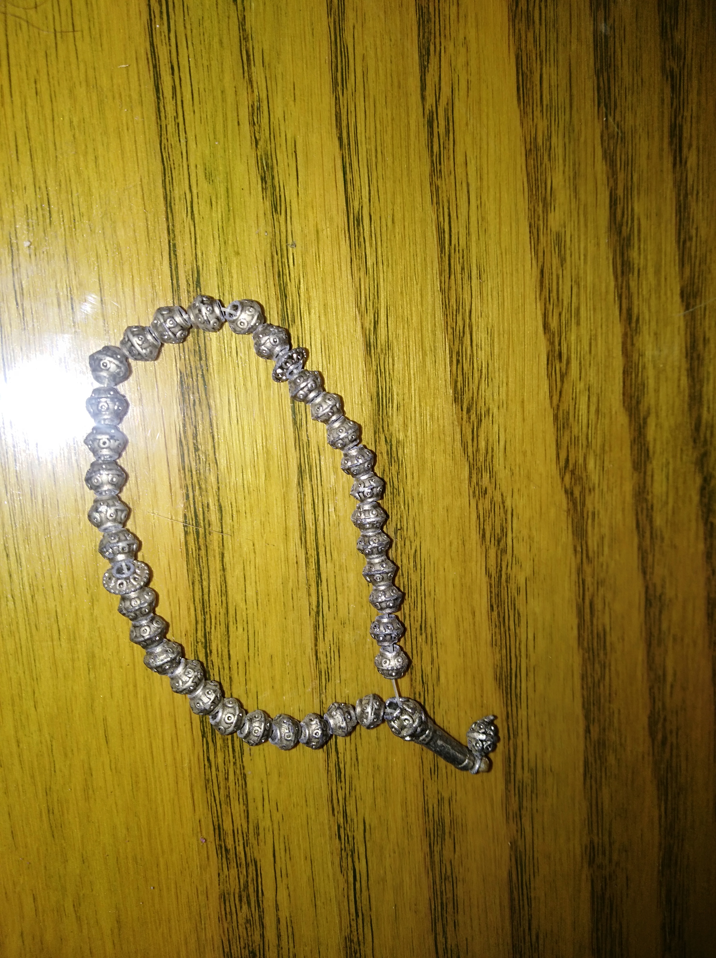 نقود قديمه وسبح                                            


	 				لا تنسَ أنك شاهدت هذا الإعلان في عنكبوت            
	 				
                                جنيه في سنه النكسة وسبحه فضه لأعلى سع...