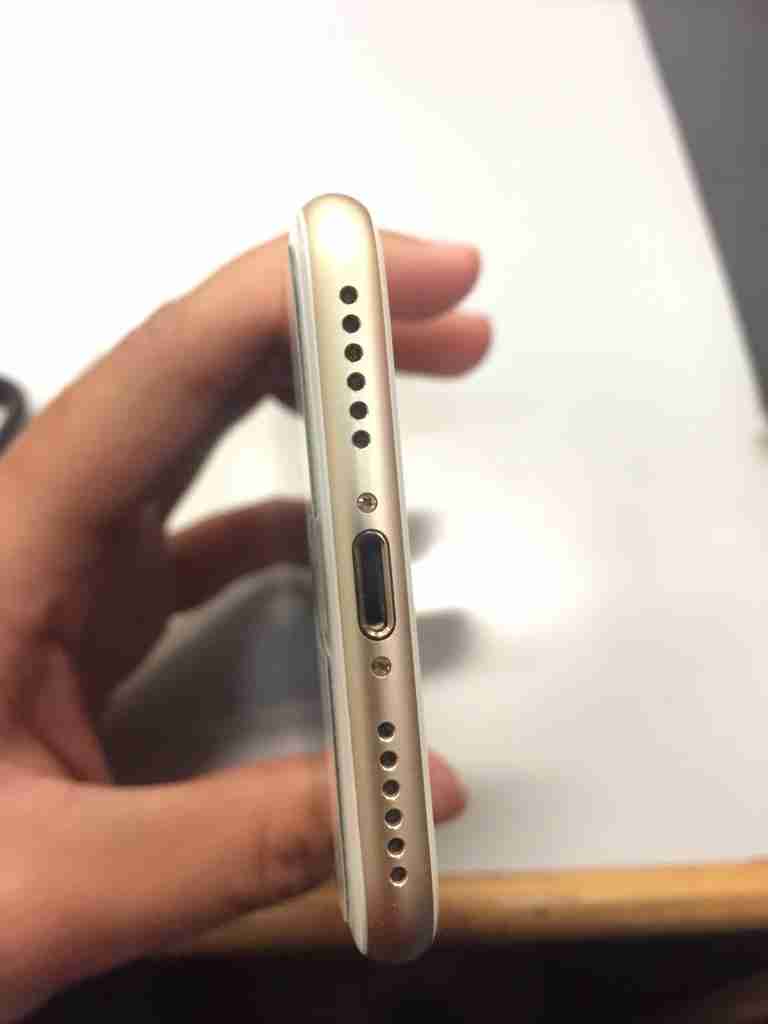 iPhone 7. 32g ولا نقرة بحال الوكالة
لا تنسَ أنك شاهدت هذا الإعلان في عنكبوت
الجهاز نضيف جدا ج...